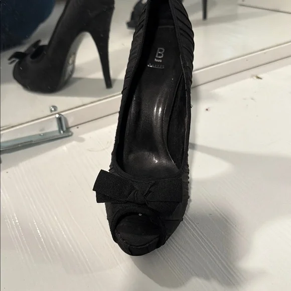 Black Peep-Toe Heels - Picture 2 of 9